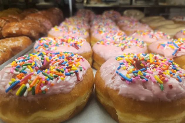 Bosa Donuts