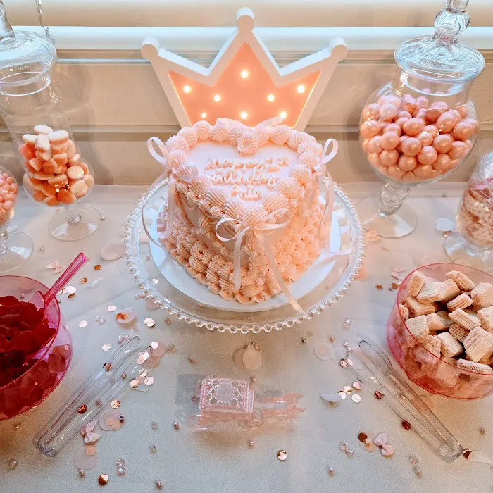 Frosted Bakehouse Picture 8