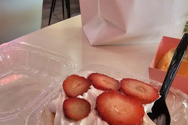 Cielito Rosa Bakery & Café