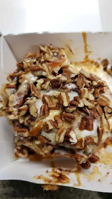 Cinnabon at Schlotzsky's Picture 6