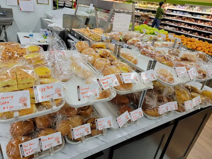 J Fortune Bakery Picture 2