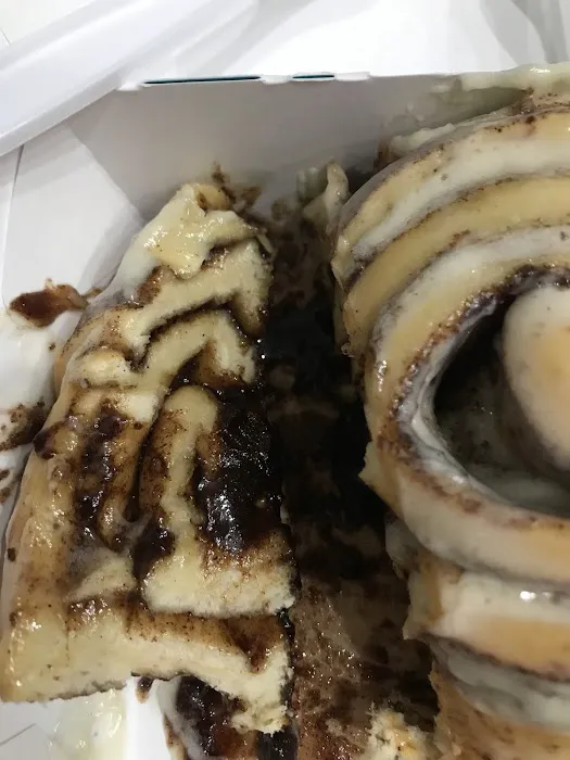 Cinnabon Picture 5
