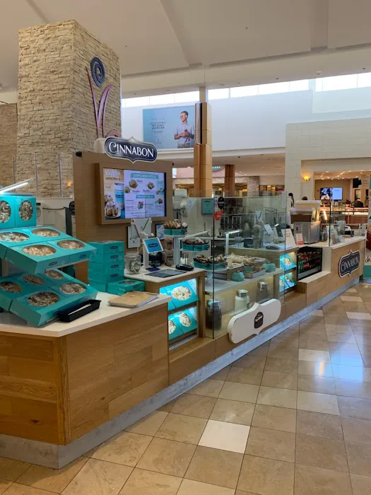 Cinnabon Picture 6