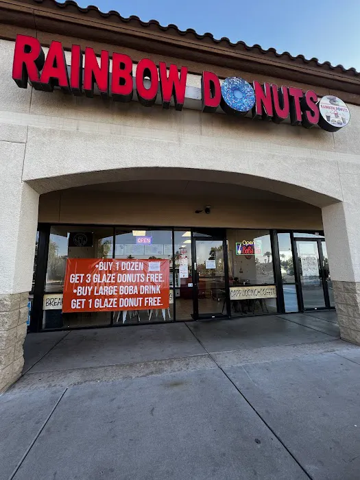 Rainbow Donuts & Smoothies Picture 4