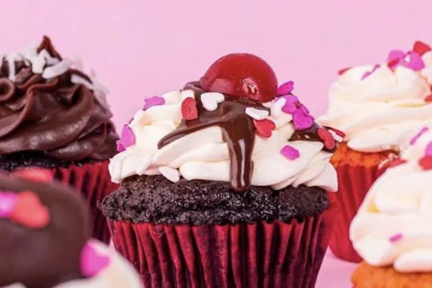 Suspiros Cakes Mesa
