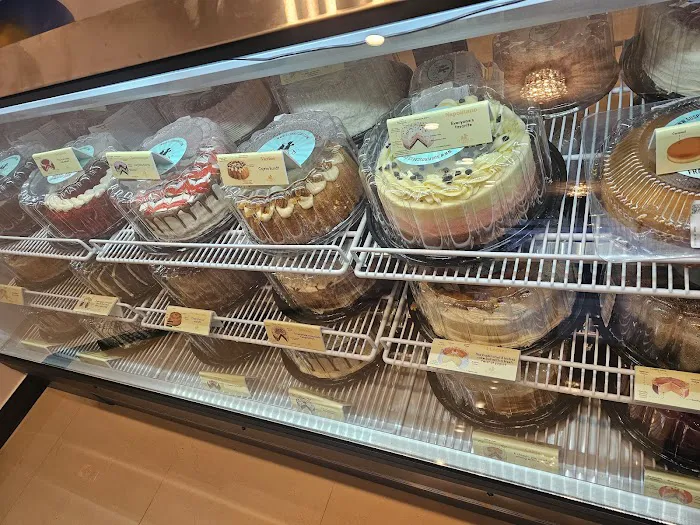 Suspiros Cakes Chandler Picture 4