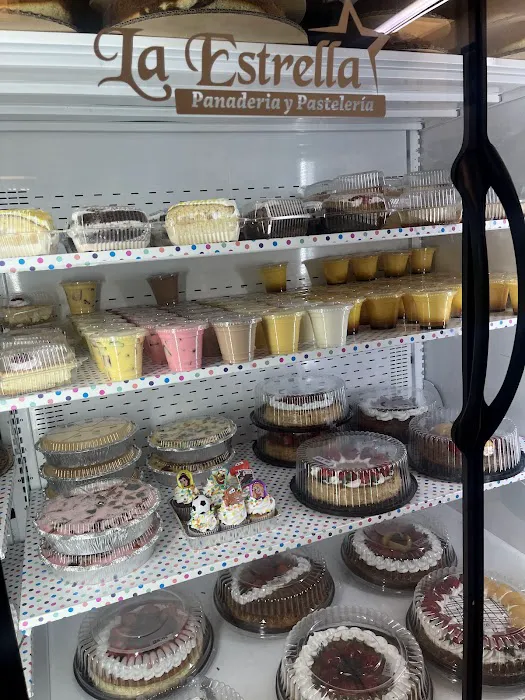 Panadería y Carnicería La Estrella Picture 10