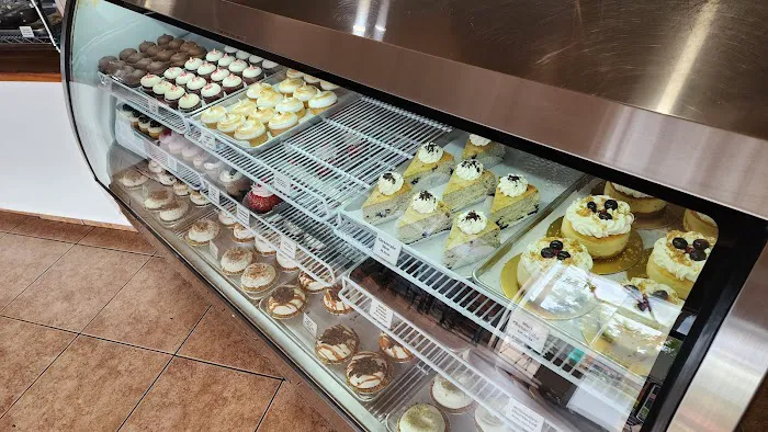The Great Gadsby Bakery Picture 4