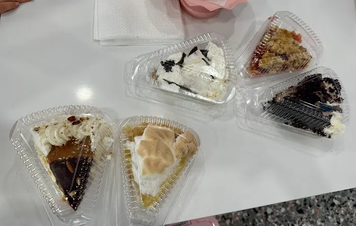 Pied Piper Bakery Picture 2