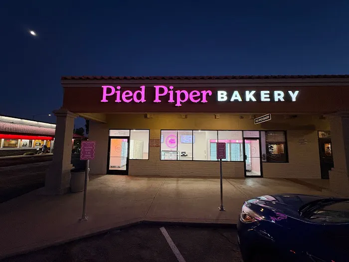 Pied Piper Bakery Picture 10