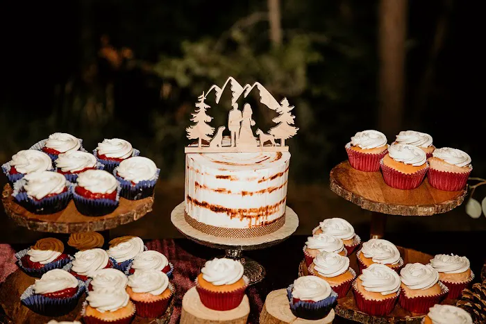 Graceful Cake Creations Picture 4