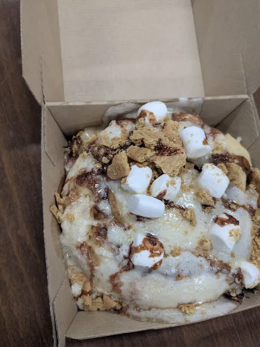 Cinnaholic Picture 6