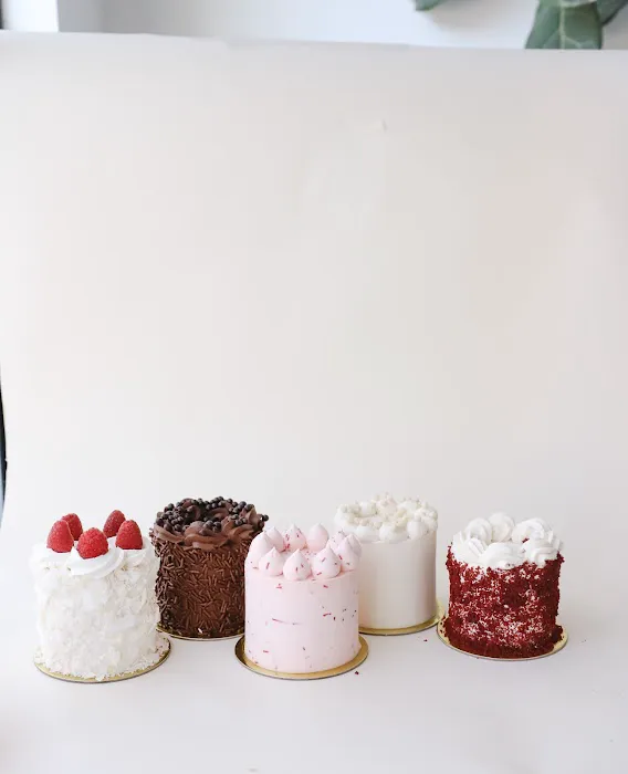 Too Sweet Cakes Picture 10