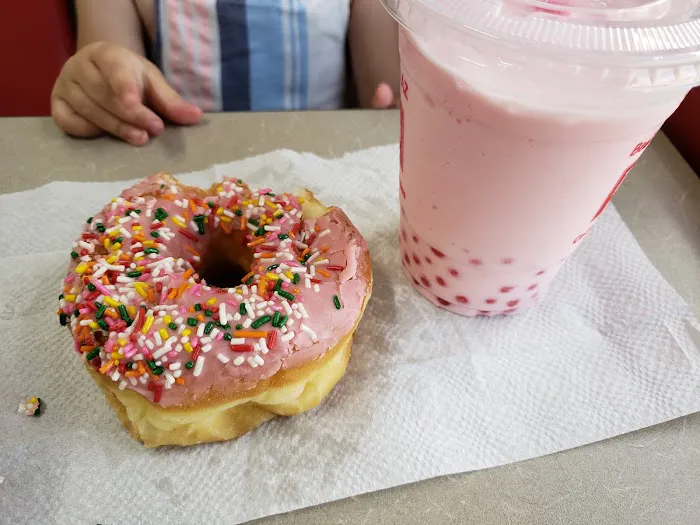 BoSa Donuts (Higley & Baseline) Picture 3