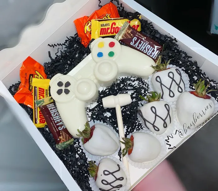 Bai's Berries & Sweets Picture 3