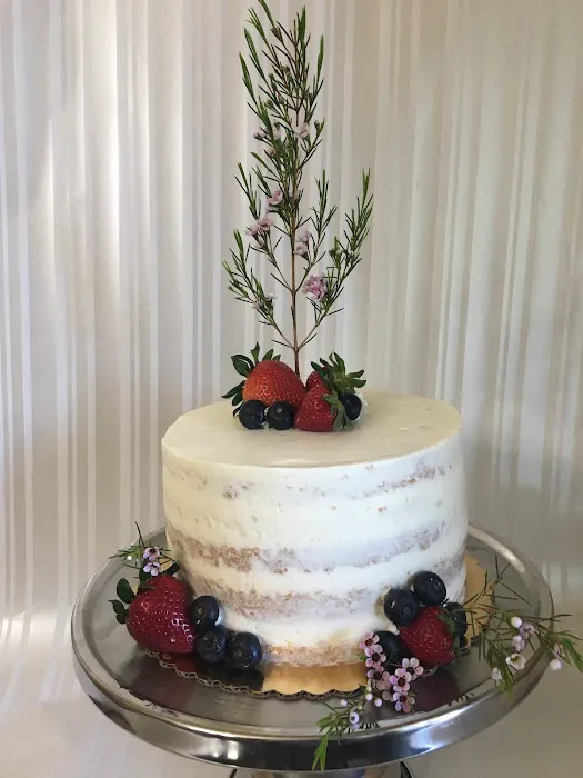 Tilu's Cake Picture 7