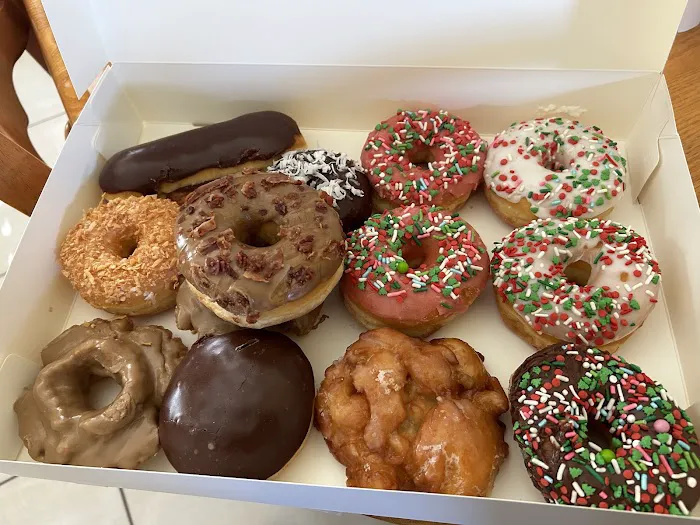 Dutch Donut Factory Picture 1