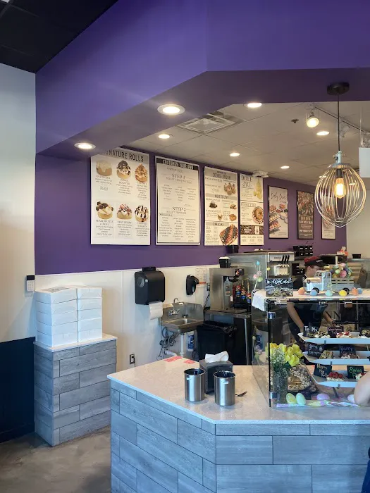 Cinnaholic Picture 5