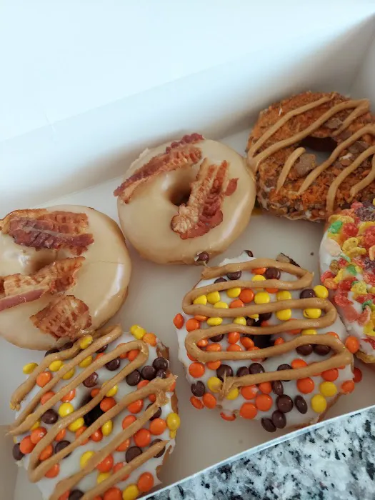 Drizzle Donut Co Picture 9