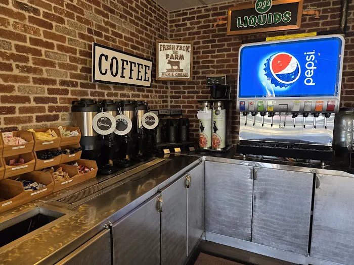 DJ's Bagel Café Picture 4