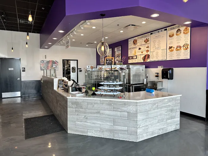 Cinnaholic Picture 1