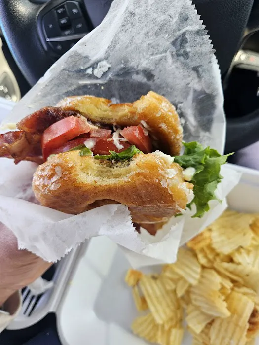 HoneyDip Donuts & Diner Picture 8