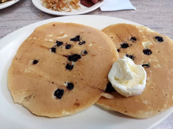 HoneyDip Donuts & Diner Picture 9