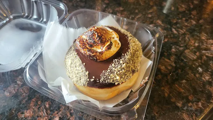 Destination Donuts Picture 4