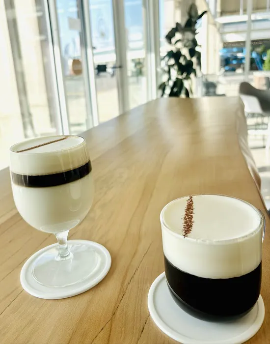Mjomii Dessert & Coffee House Picture 1