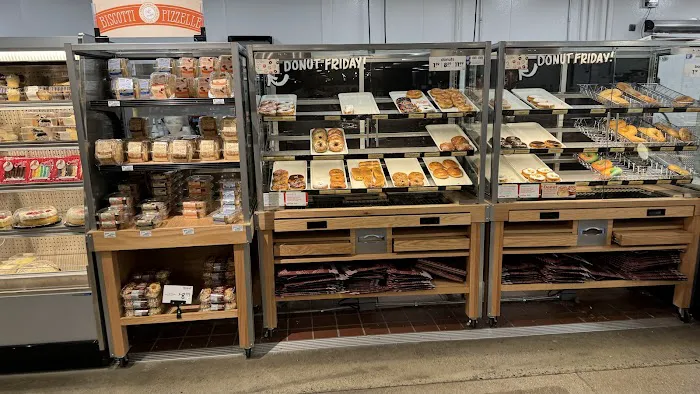 Giant Eagle Bakery Picture 6