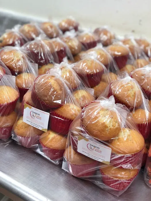 Sabor Latino Bakery & Grocery Picture 2