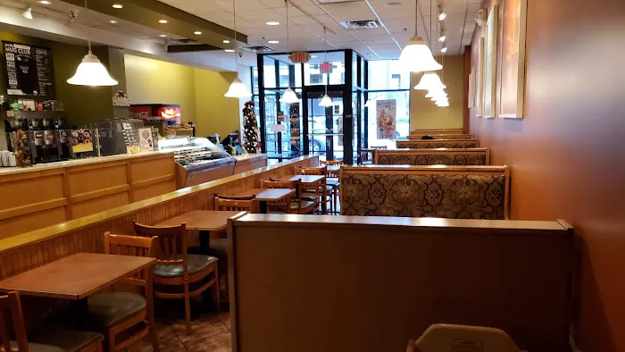 Bruegger's Bagels Picture 1