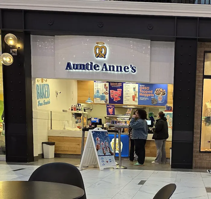 Auntie Anne's Picture 8