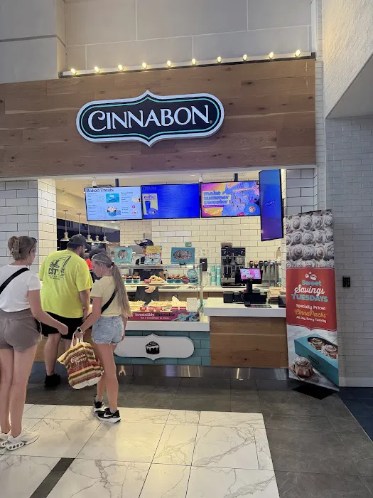 Cinnabon Picture 2