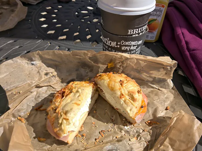Bruegger's Bagels Picture 5