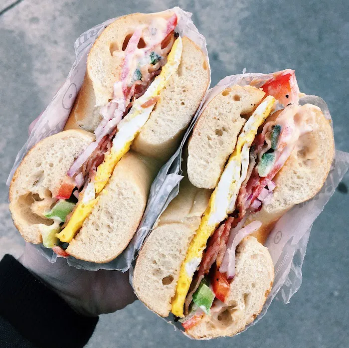 Bruegger's Bagels Picture 9