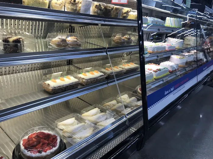 Giant Eagle Bakery Picture 5