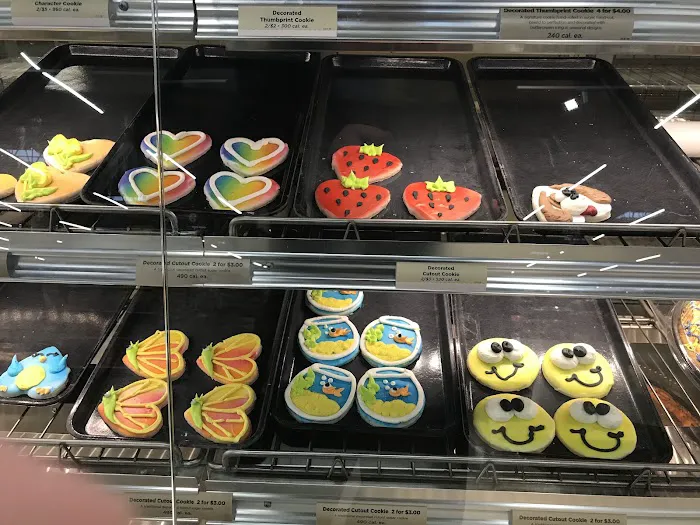 Giant Eagle Bakery Picture 1