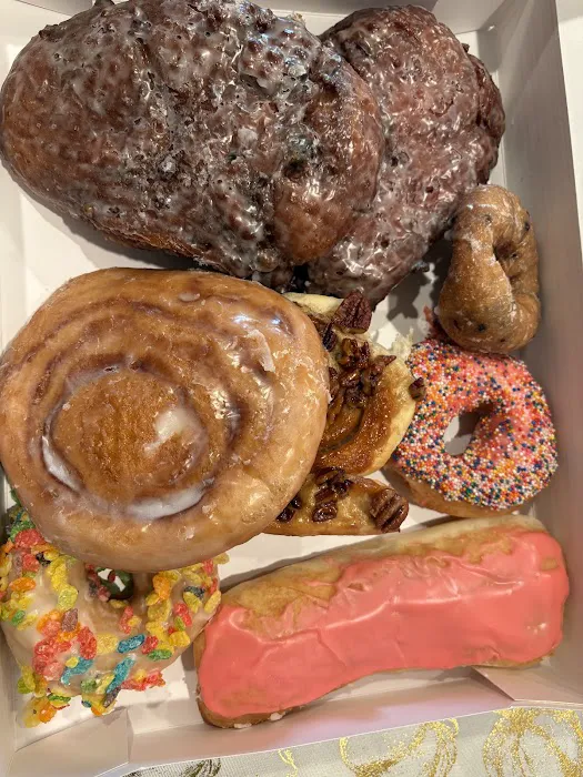 Daylight Donuts & Cafe Hilliard Picture 6