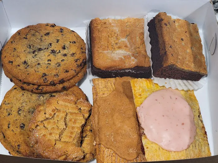 Happy Little Treats Picture 1