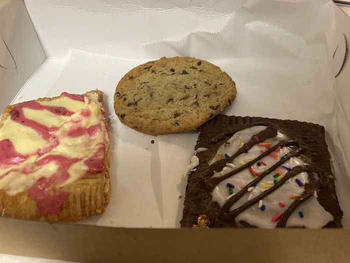 Happy Little Treats Picture 4
