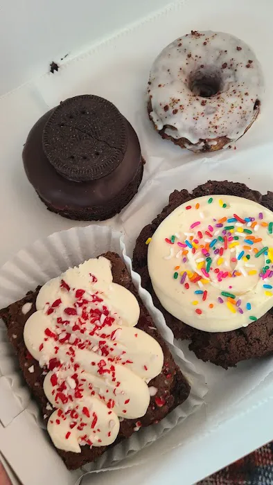 Happy Little Treats Picture 5