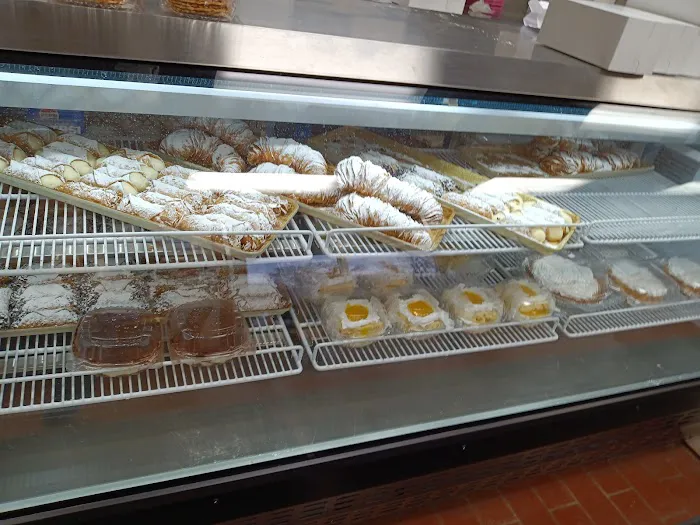 Auddino's Italian Bakery Picture 5