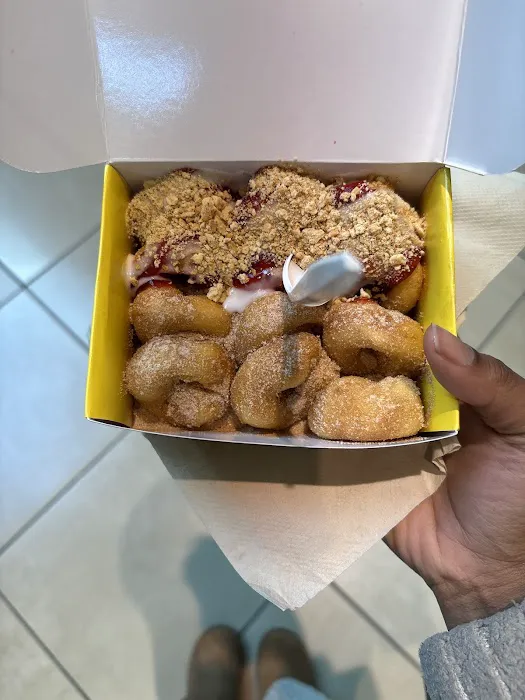 Sofi's Mini Donuts LLC Picture 2