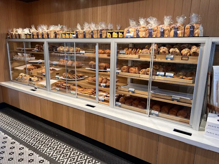 Paris Baguette Picture 2