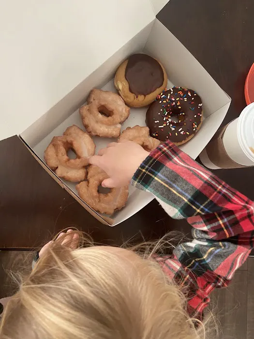 Lil Donut Factory Picture 6
