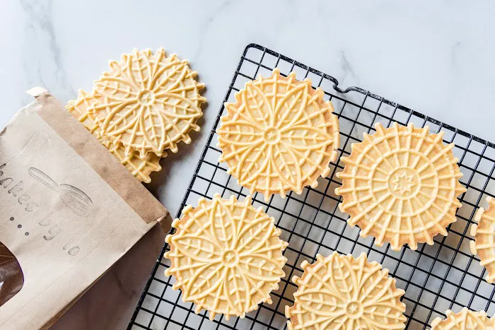 Bakes by Lo Picture 2