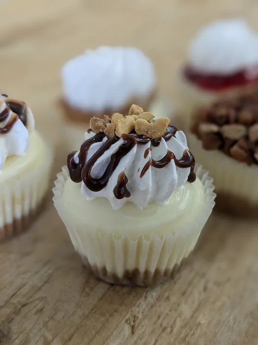 Smallcakes Cupcakery and Creamery Picture 3