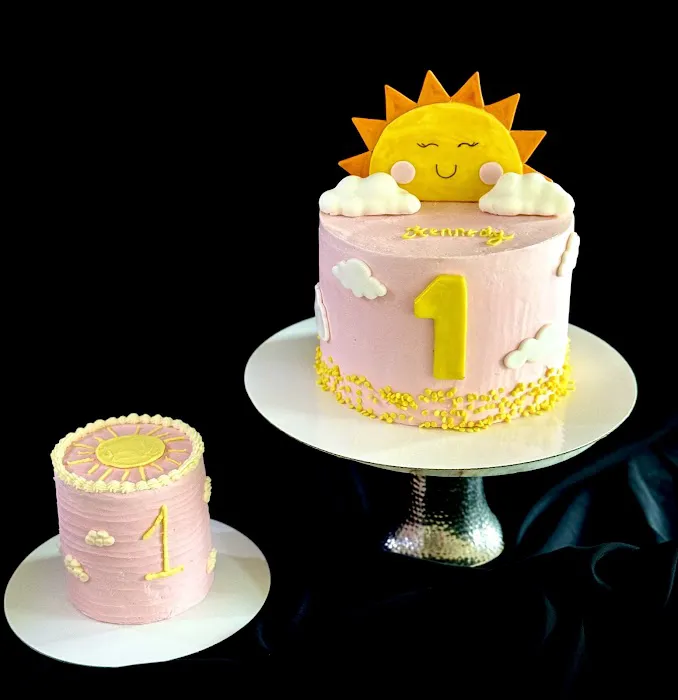 Two Dolls Cakery Picture 9