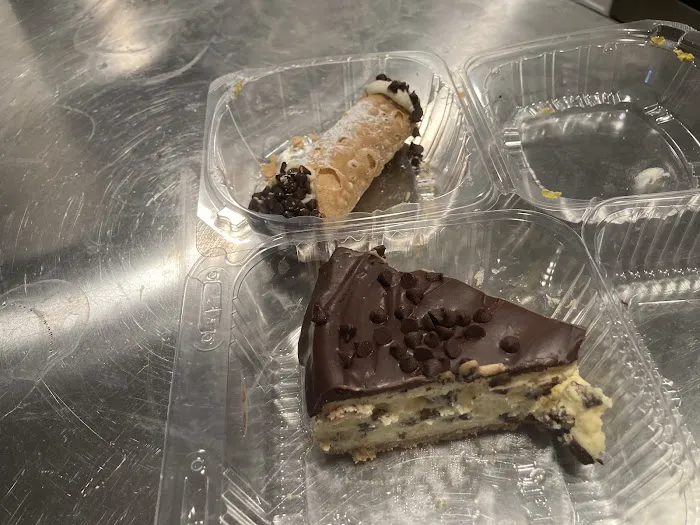 Lola & Giuseppe's Bakery Picture 7
